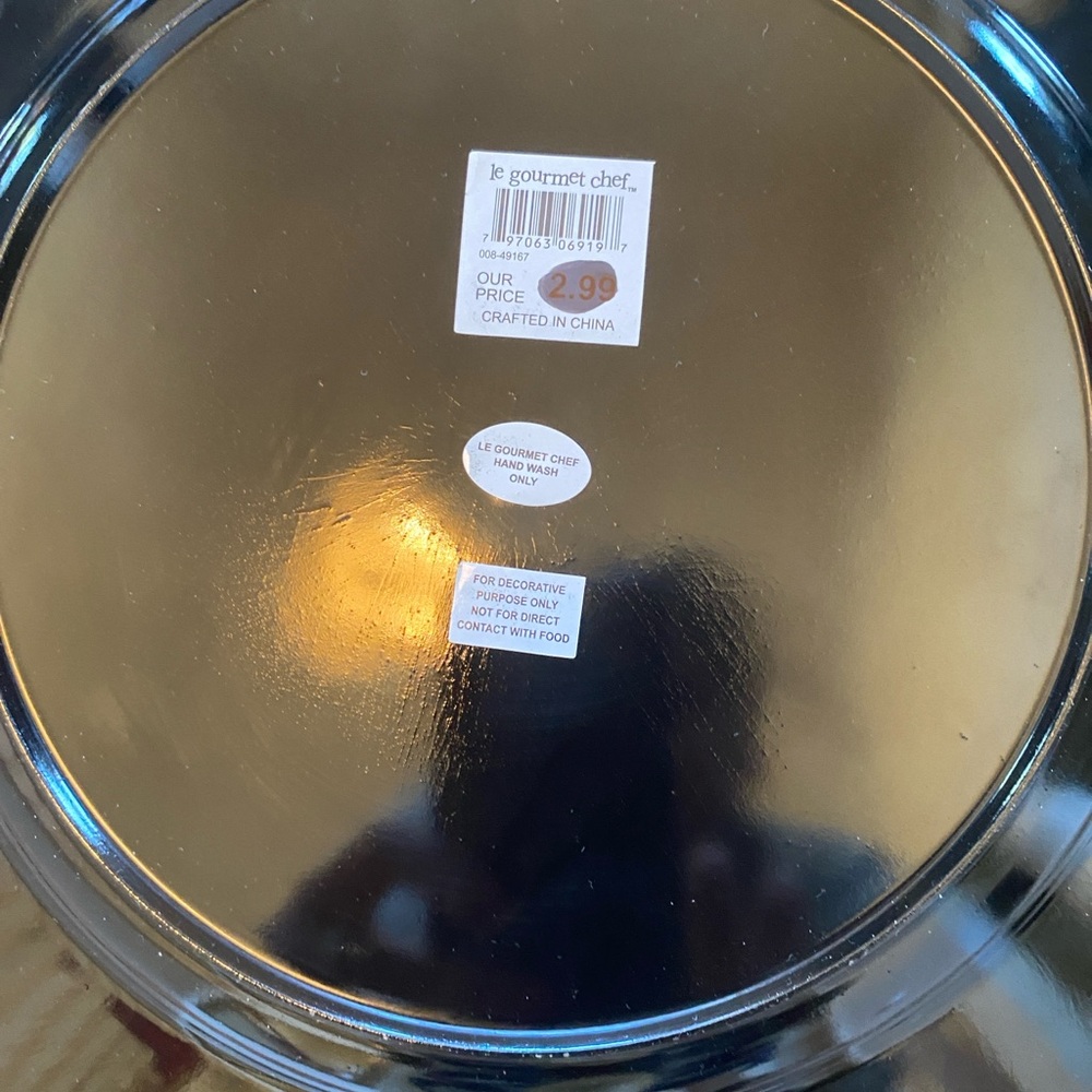 Set of 5 Gold Decorative Charger Plates for Table Settings - Picture 9 of 10